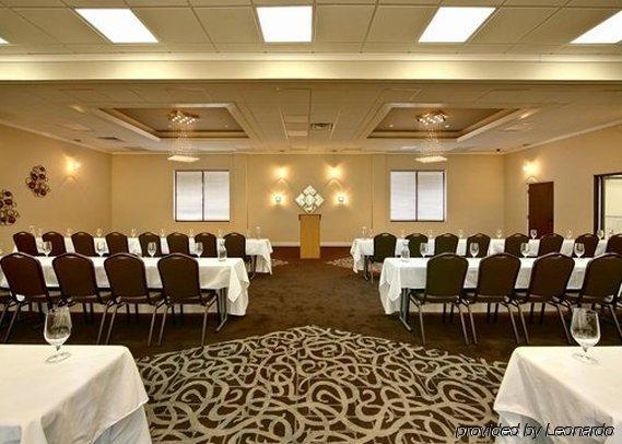 Oyo Tn Cedar Bluff I-40 Hotel