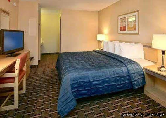 Oyo Tn Cedar Bluff I-40 Hotel Knoxville