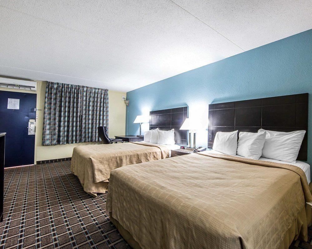 Hotel Oyo Tn Cedar Bluff I-40