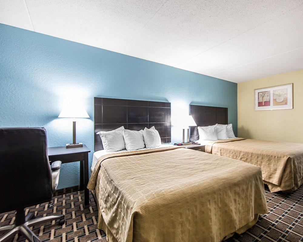 Oyo Tn Cedar Bluff I-40 Hotel